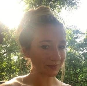 Meet your Posher, Alexandra